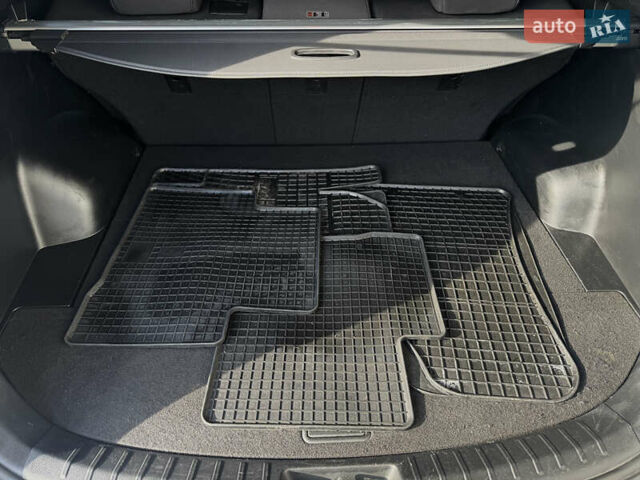 Сірий Хендай Санта Фе, об'ємом двигуна 2.2 л та пробігом 150 тис. км за 17800 $, фото 104 на Automoto.ua