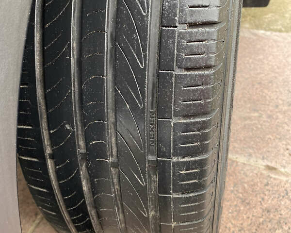 Серый Хендай Санта Фе, объемом двигателя 2 л и пробегом 153 тыс. км за 17500 $, фото 10 на Automoto.ua