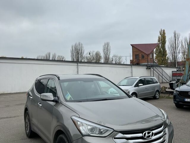 Серый Хендай Санта Фе, объемом двигателя 2.4 л и пробегом 156 тыс. км за 13800 $, фото 2 на Automoto.ua
