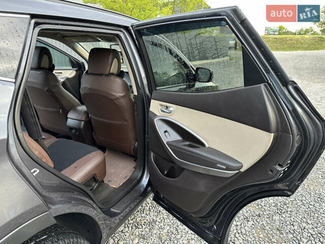 Сірий Хендай Санта Фе, об'ємом двигуна 2.36 л та пробігом 132 тис. км за 15200 $, фото 11 на Automoto.ua