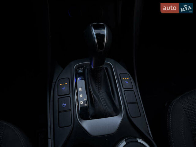 Сірий Хендай Санта Фе, об'ємом двигуна 2.2 л та пробігом 150 тис. км за 17800 $, фото 101 на Automoto.ua