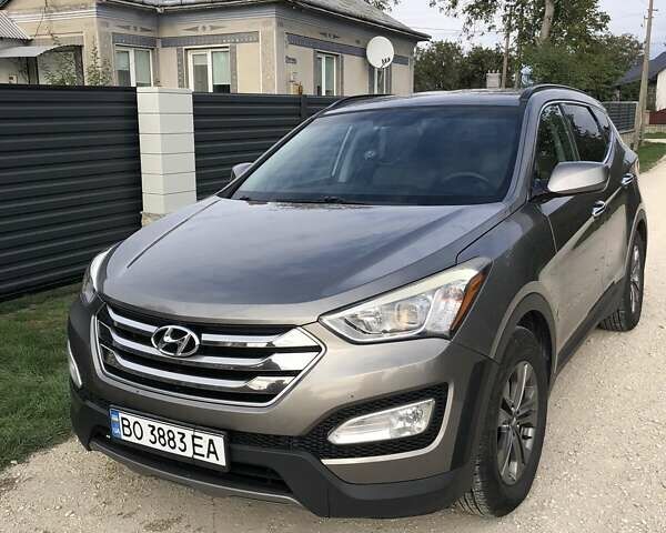 Серый Хендай Санта Фе, объемом двигателя 2.4 л и пробегом 191 тыс. км за 15000 $, фото 7 на Automoto.ua