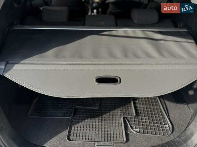 Сірий Хендай Санта Фе, об'ємом двигуна 2.2 л та пробігом 150 тис. км за 17800 $, фото 105 на Automoto.ua