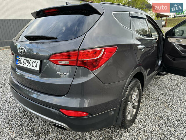 Сірий Хендай Санта Фе, об'ємом двигуна 2.36 л та пробігом 132 тис. км за 15200 $, фото 4 на Automoto.ua