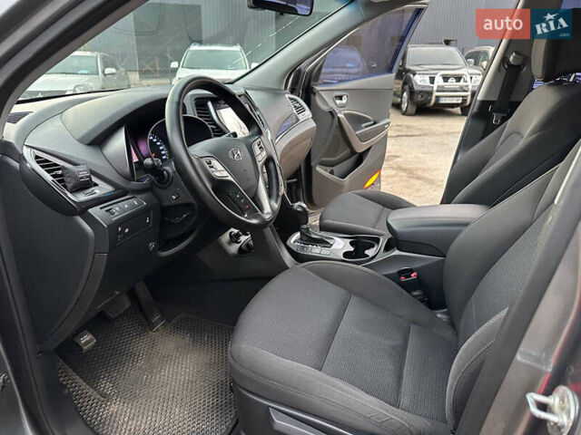 Сірий Хендай Санта Фе, об'ємом двигуна 2.4 л та пробігом 147 тис. км за 17400 $, фото 14 на Automoto.ua