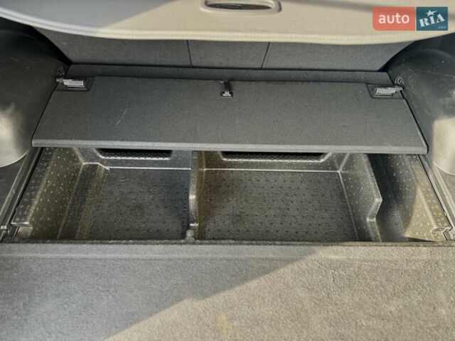 Сірий Хендай Санта Фе, об'ємом двигуна 2.2 л та пробігом 150 тис. км за 17800 $, фото 106 на Automoto.ua