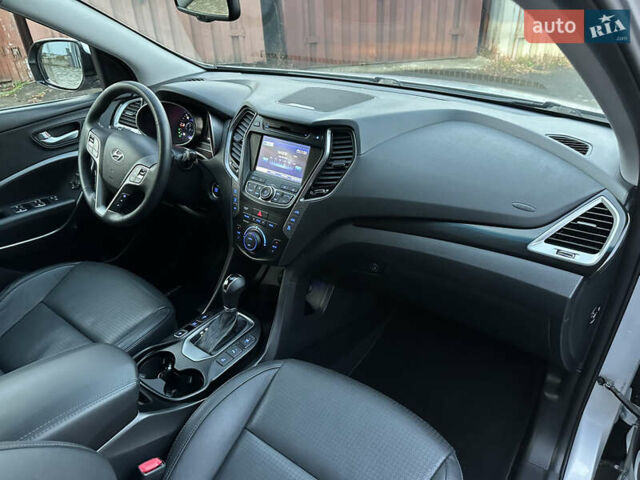 Серый Хендай Санта Фе, объемом двигателя 2.2 л и пробегом 162 тыс. км за 20300 $, фото 31 на Automoto.ua