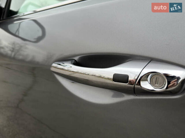 Серый Хендай Санта Фе, объемом двигателя 2.2 л и пробегом 131 тыс. км за 24000 $, фото 26 на Automoto.ua