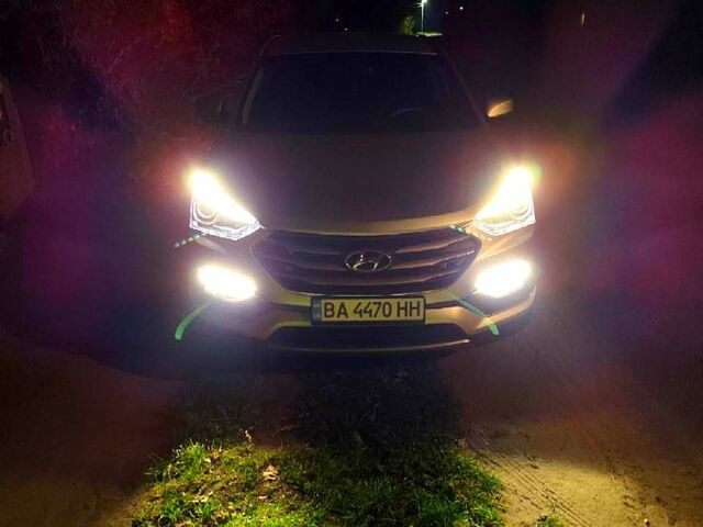 Сірий Хендай Санта Фе, об'ємом двигуна 2.4 л та пробігом 91 тис. км за 12777 $, фото 2 на Automoto.ua