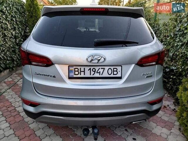 Сірий Хендай Санта Фе, об'ємом двигуна 2.36 л та пробігом 140 тис. км за 16300 $, фото 2 на Automoto.ua