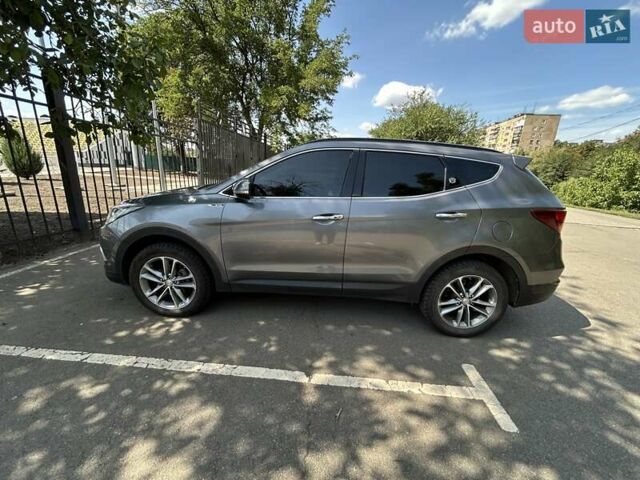 Серый Хендай Санта Фе, объемом двигателя 2.2 л и пробегом 223 тыс. км за 20250 $, фото 28 на Automoto.ua