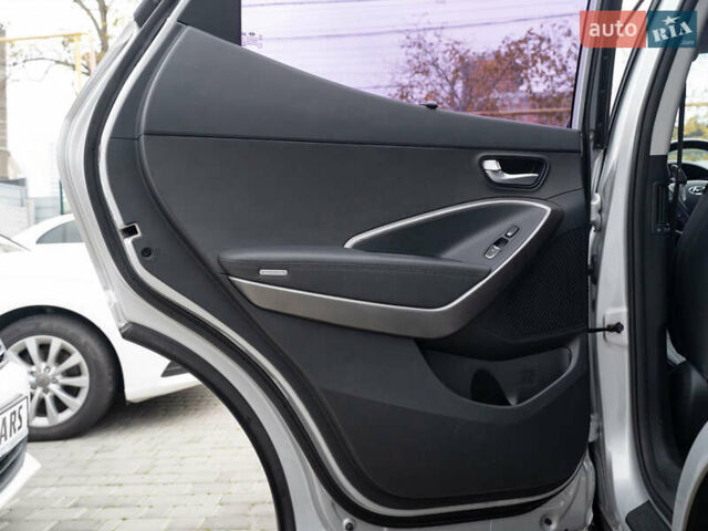 Сірий Хендай Санта Фе, об'ємом двигуна 2.2 л та пробігом 135 тис. км за 18300 $, фото 34 на Automoto.ua