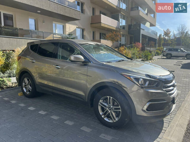 Серый Хендай Санта Фе, объемом двигателя 2.36 л и пробегом 145 тыс. км за 13500 $, фото 7 на Automoto.ua