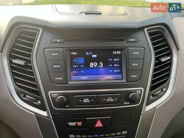 Сірий Хендай Санта Фе, об'ємом двигуна 2.36 л та пробігом 156 тис. км за 16200 $, фото 33 на Automoto.ua