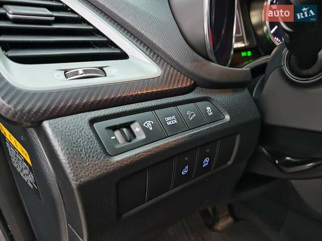 Сірий Хендай Санта Фе, об'ємом двигуна 2.2 л та пробігом 195 тис. км за 19500 $, фото 64 на Automoto.ua