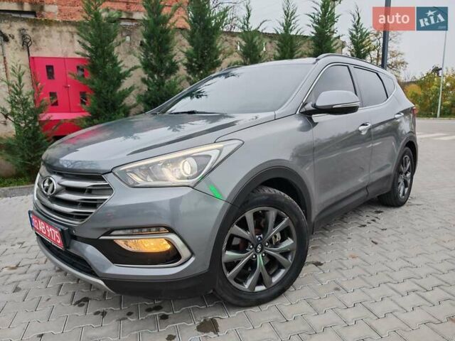 Сірий Хендай Санта Фе, об'ємом двигуна 2.2 л та пробігом 195 тис. км за 19500 $, фото 1 на Automoto.ua