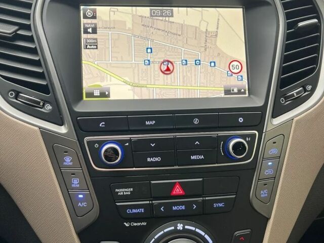 Серый Хендай Санта Фе, объемом двигателя 2 л и пробегом 168 тыс. км за 9800 $, фото 21 на Automoto.ua