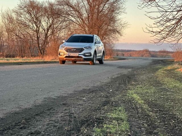 Сірий Хендай Санта Фе, об'ємом двигуна 2.4 л та пробігом 160 тис. км за 15500 $, фото 1 на Automoto.ua