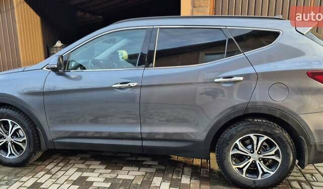 Серый Хендай Санта Фе, объемом двигателя 2.2 л и пробегом 175 тыс. км за 21400 $, фото 11 на Automoto.ua