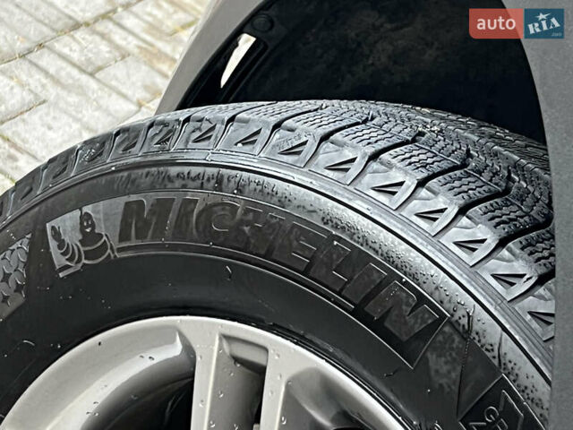 Серый Хендай Санта Фе, объемом двигателя 2.36 л и пробегом 147 тыс. км за 14700 $, фото 51 на Automoto.ua