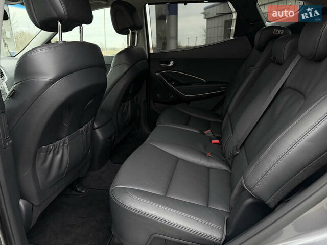 Серый Хендай Санта Фе, объемом двигателя 2.2 л и пробегом 131 тыс. км за 24000 $, фото 57 на Automoto.ua