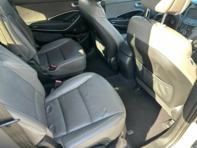 Сірий Хендай Санта Фе, об'ємом двигуна 3.3 л та пробігом 72 тис. км за 4100 $, фото 13 на Automoto.ua