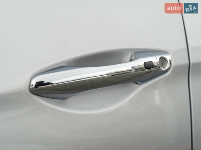 Сірий Хендай Санта Фе, об'ємом двигуна 2.2 л та пробігом 135 тис. км за 18300 $, фото 8 на Automoto.ua