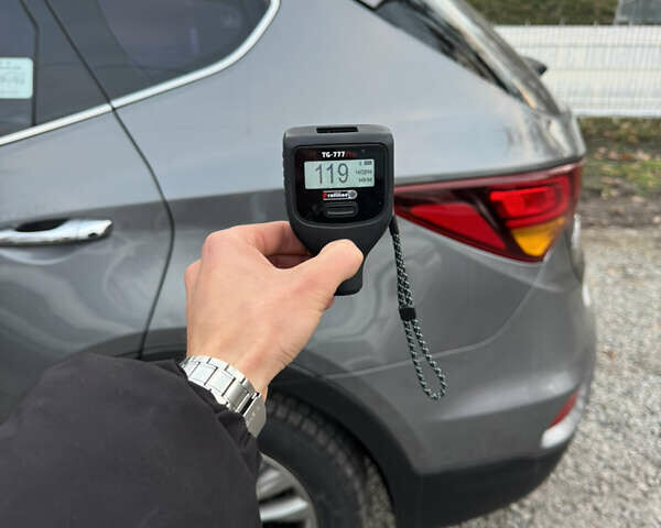 Серый Хендай Санта Фе, объемом двигателя 2 л и пробегом 137 тыс. км за 20500 $, фото 31 на Automoto.ua