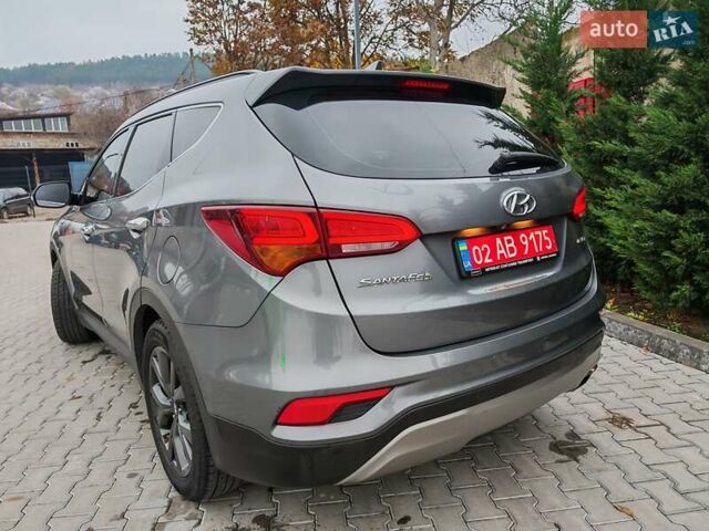 Сірий Хендай Санта Фе, об'ємом двигуна 2.2 л та пробігом 195 тис. км за 19500 $, фото 2 на Automoto.ua