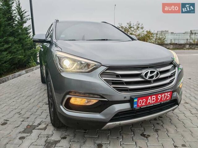 Сірий Хендай Санта Фе, об'ємом двигуна 2.2 л та пробігом 195 тис. км за 19500 $, фото 16 на Automoto.ua