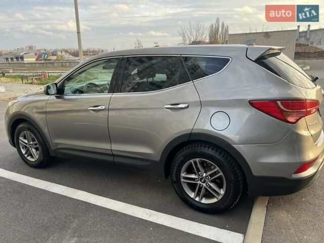 Сірий Хендай Санта Фе, об'ємом двигуна 2.36 л та пробігом 156 тис. км за 16200 $, фото 5 на Automoto.ua