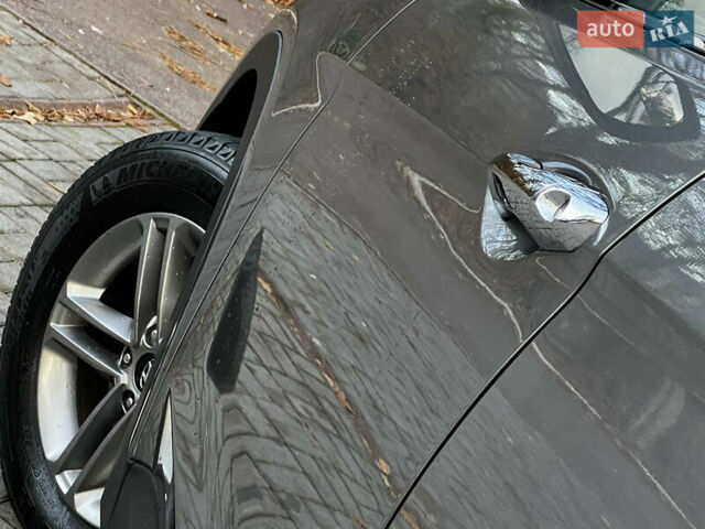 Серый Хендай Санта Фе, объемом двигателя 2.36 л и пробегом 147 тыс. км за 14700 $, фото 49 на Automoto.ua