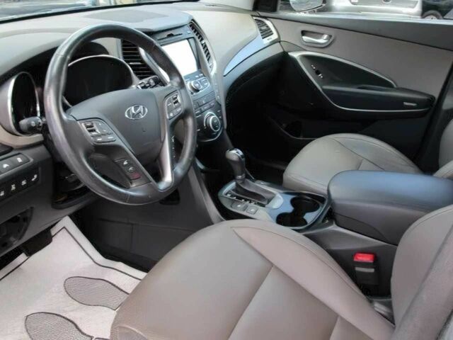 Серый Хендай Санта Фе, объемом двигателя 3.3 л и пробегом 78 тыс. км за 11100 $, фото 10 на Automoto.ua