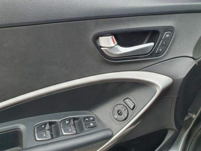 Сірий Хендай Санта Фе, об'ємом двигуна 2.2 л та пробігом 115 тис. км за 21500 $, фото 6 на Automoto.ua