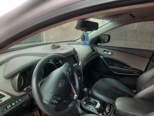 Сірий Хендай Санта Фе, об'ємом двигуна 2.4 л та пробігом 160 тис. км за 15500 $, фото 4 на Automoto.ua