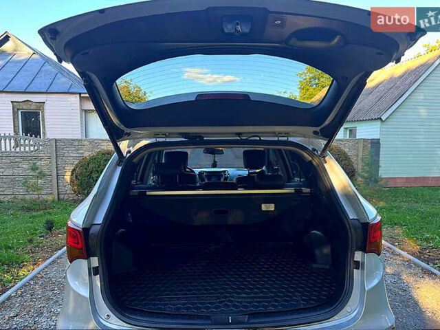 Сірий Хендай Санта Фе, об'ємом двигуна 2.2 л та пробігом 186 тис. км за 22900 $, фото 3 на Automoto.ua