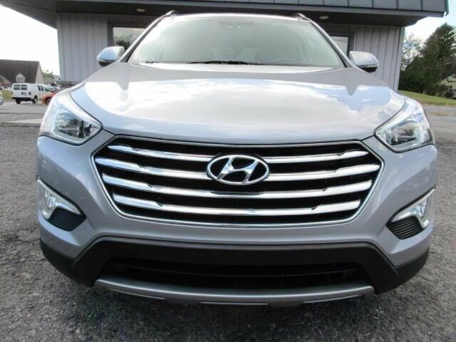 Серый Хендай Санта Фе, объемом двигателя 3.3 л и пробегом 78 тыс. км за 11100 $, фото 1 на Automoto.ua