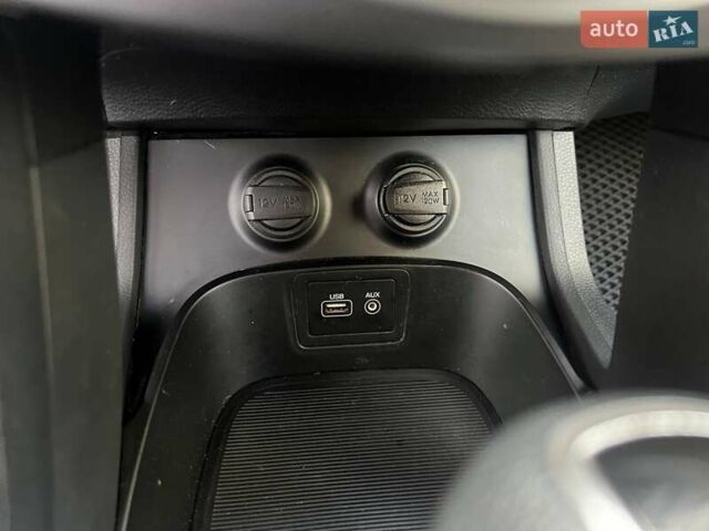 Сірий Хендай Санта Фе, об'ємом двигуна 2.36 л та пробігом 156 тис. км за 16200 $, фото 31 на Automoto.ua