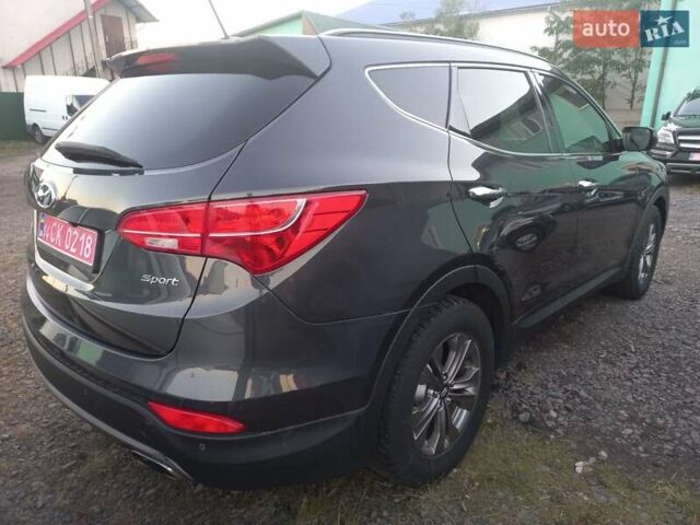 Серый Хендай Санта Фе, объемом двигателя 2.36 л и пробегом 216 тыс. км за 11650 $, фото 1 на Automoto.ua