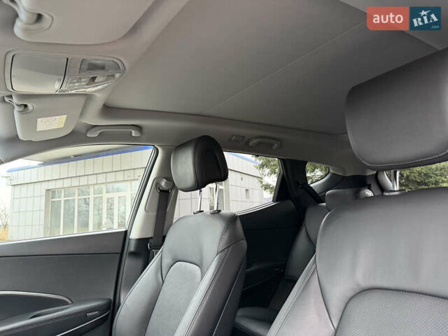 Серый Хендай Санта Фе, объемом двигателя 2.2 л и пробегом 131 тыс. км за 24000 $, фото 39 на Automoto.ua