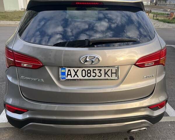 Сірий Хендай Санта Фе, об'ємом двигуна 2.36 л та пробігом 156 тис. км за 16200 $, фото 4 на Automoto.ua