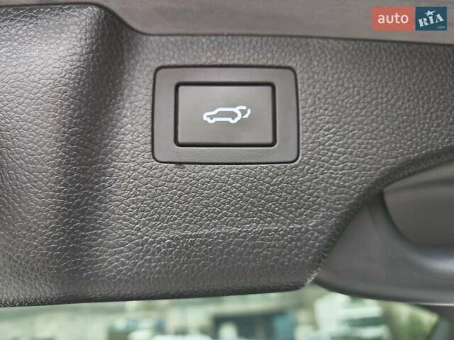 Сірий Хендай Санта Фе, об'ємом двигуна 2.2 л та пробігом 195 тис. км за 19500 $, фото 33 на Automoto.ua