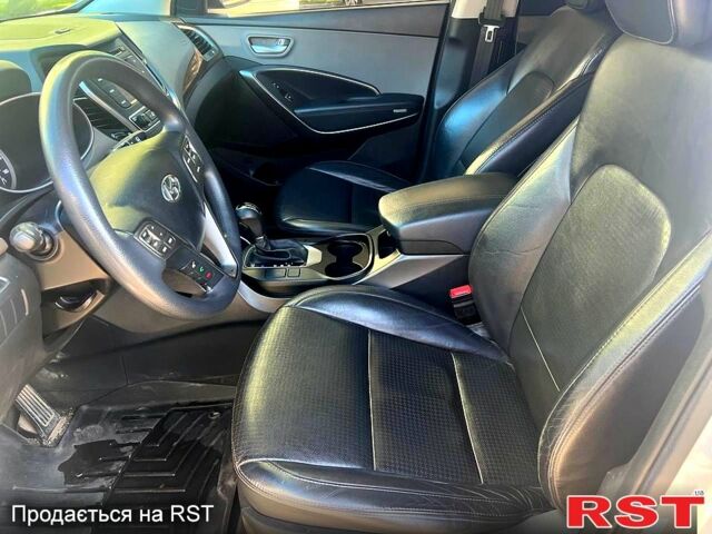 Сірий Хендай Санта Фе, об'ємом двигуна 2.4 л та пробігом 91 тис. км за 12777 $, фото 5 на Automoto.ua