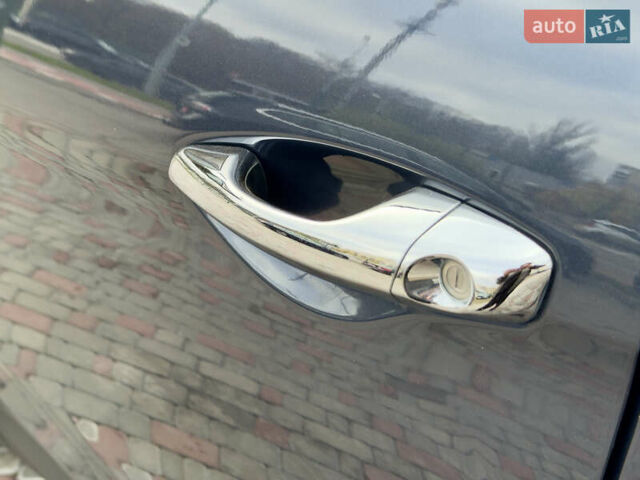 Серый Хендай Санта Фе, объемом двигателя 2.36 л и пробегом 110 тыс. км за 15500 $, фото 17 на Automoto.ua