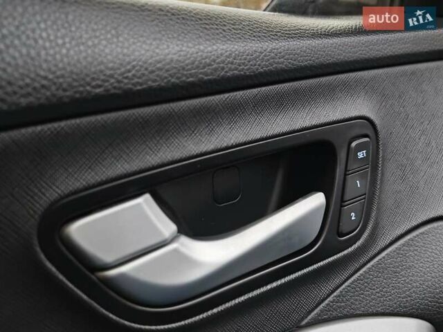 Сірий Хендай Санта Фе, об'ємом двигуна 2.2 л та пробігом 195 тис. км за 19500 $, фото 71 на Automoto.ua