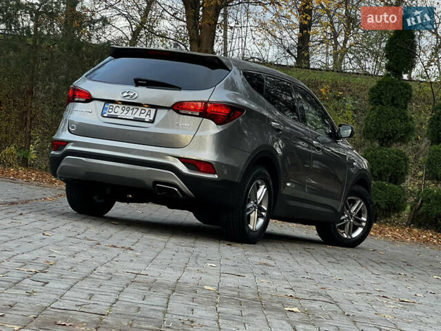 Серый Хендай Санта Фе, объемом двигателя 2.36 л и пробегом 147 тыс. км за 14700 $, фото 55 на Automoto.ua
