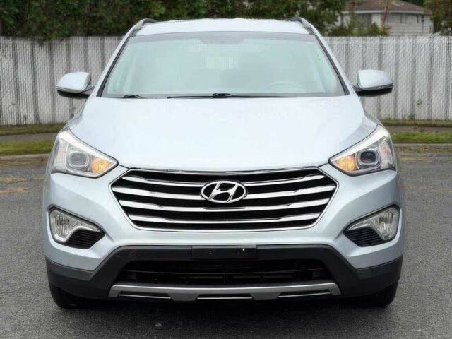 Серый Хендай Санта Фе, объемом двигателя 3.3 л и пробегом 73 тыс. км за 3400 $, фото 1 на Automoto.ua