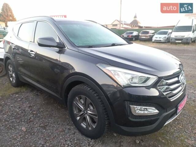 Серый Хендай Санта Фе, объемом двигателя 2.36 л и пробегом 216 тыс. км за 11650 $, фото 2 на Automoto.ua