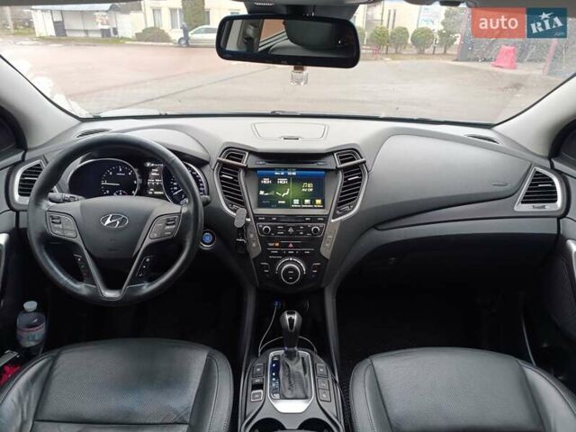 Сірий Хендай Санта Фе, об'ємом двигуна 2 л та пробігом 105 тис. км за 20700 $, фото 2 на Automoto.ua