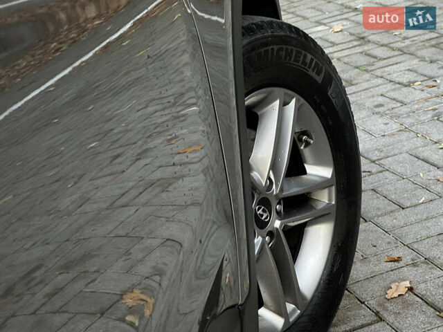 Серый Хендай Санта Фе, объемом двигателя 2.36 л и пробегом 147 тыс. км за 14700 $, фото 69 на Automoto.ua